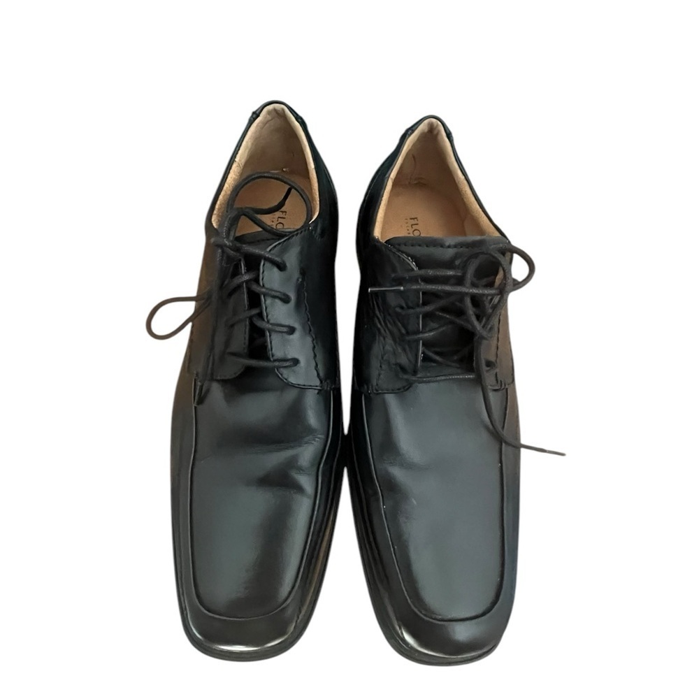FLORSHEIM "WELTER MOC OX"
PREMIUM MEN'S OXFORD
LEATHER DRESS SHOES
SIZE 9.5